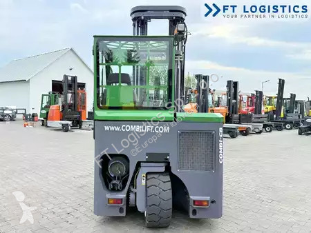 رافعة شوكية متعددة الاتجاهات Combilift