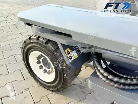 Многоходовой погрузчик Combilift