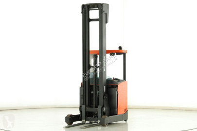 رافعة شوكية مع صاري قابل للسحب Toyota RRE160H