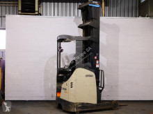 Chariot à mât rétractable Crown ESR 5200 occasion