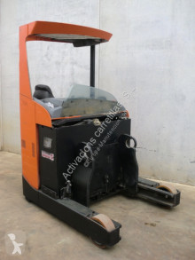 Chariot à mât rétractable BT RRE 140