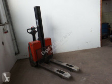 Carretilla retráctil BT SWE 080 L / PPH 1600 MX Batterie 23/2012 usada