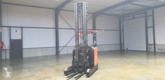 Toyota reach truck used