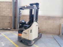 Crown ESR5220-1.4 Schubmaststapler gebrauchter