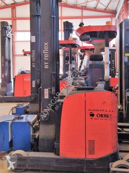 Chariot à mât rétractable BT RRE 160