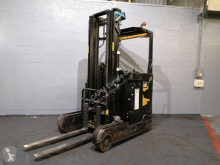 Chariot à mât rétractable Caterpillar NR16N2 occasion