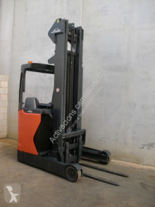 Carrello elevatore retrattile Linde R 14 usato