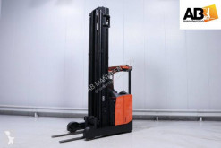 Chariot à mât rétractable BT RRE-250-E occasion