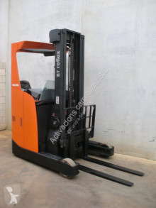 Carretilla retráctil BT RRE 140 C