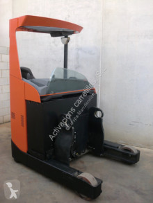 Empilhador a mastro retráctil BT RRE 160 RRE 160 usado