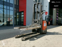 رافعة شوكية مع صاري قابل للسحب Toyota S16D Hubwagen / Doppelstocklader mit Plattform مستعمل