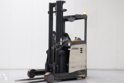 Truck med utdragbar gaffel Crown ESR5240-14 begagnad