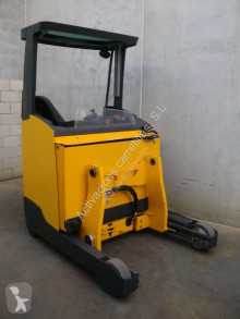 Carrello elevatore retrattile Jungheinrich ETV 214 830 DZ usato