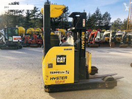 chariot à mât rétractable Hyster R2.5