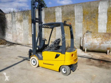 Chariot à mât rétractable Jungheinrich EFG430