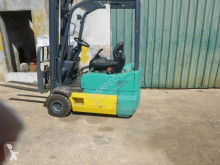 Chariot à mât rétractable Komatsu FB15