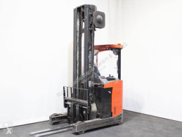 Carretilla retráctil BT RRE 160 usada