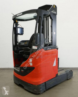 Carretilla retráctil Linde R 14/1120 usada
