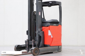 Empilhador a mastro retráctil Linde R10B-01