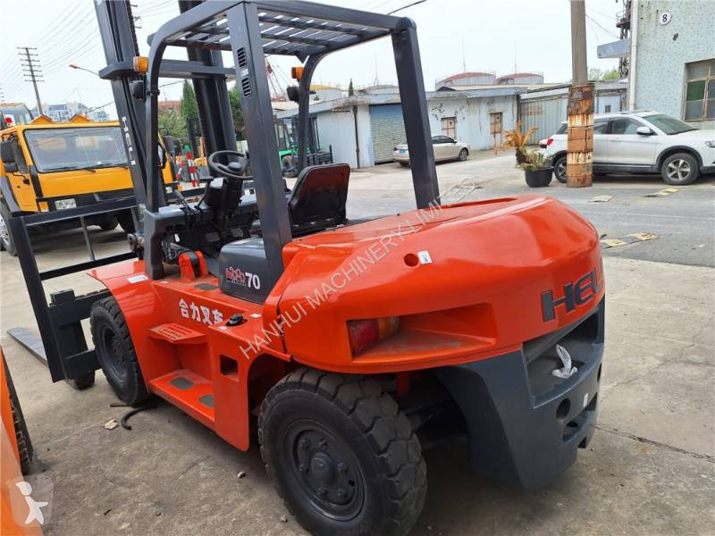 Stivuitor cu catarg retractabil Heli CPCD70