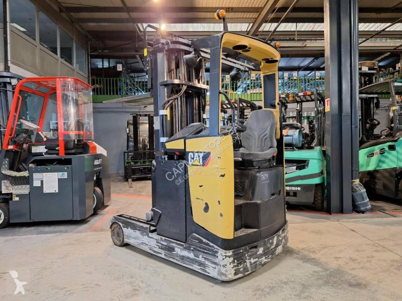 Chariot à mât rétractable Caterpillar  NR20NH