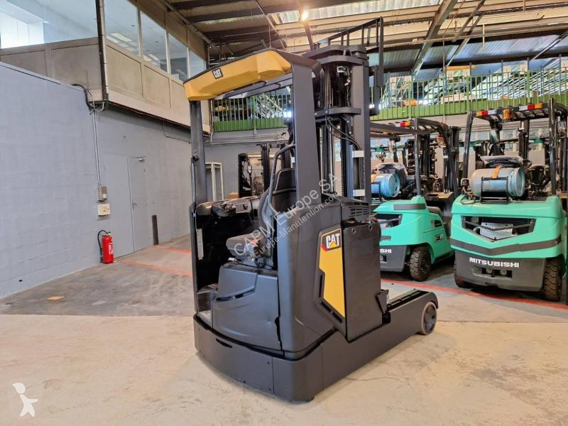 Chariot à mât rétractable Caterpillar  NR20N2H