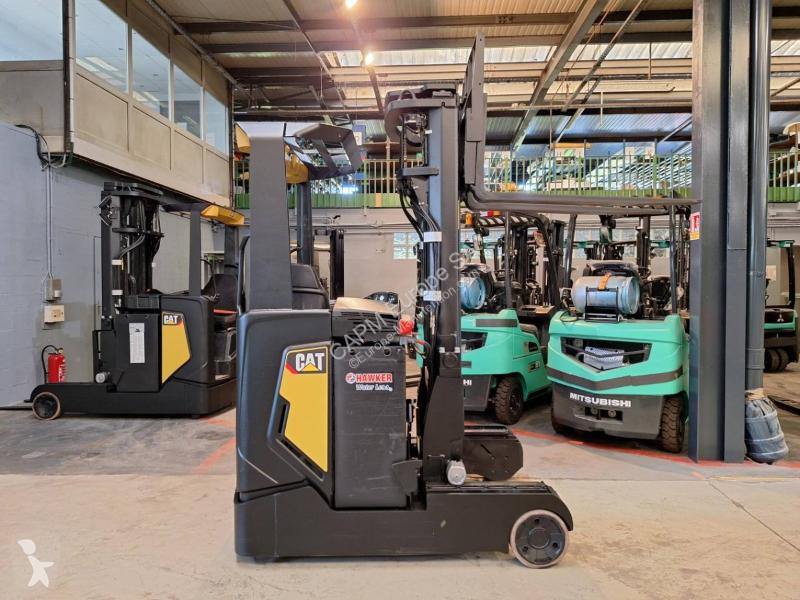 Chariot à mât rétractable Caterpillar  NR16N2