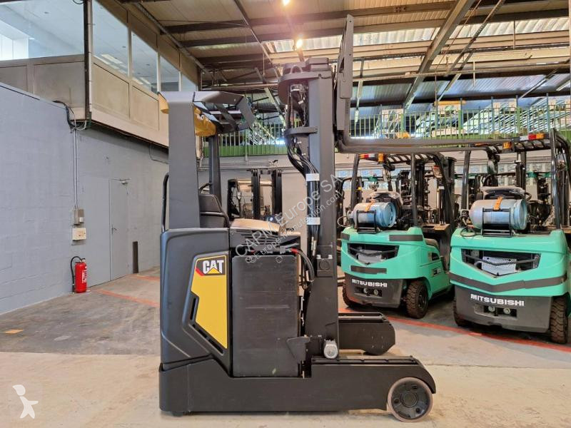 Chariot à mât rétractable Caterpillar  NR20N2H