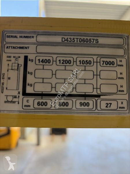 رافعة شوكية مع صاري قابل للسحب Hyster