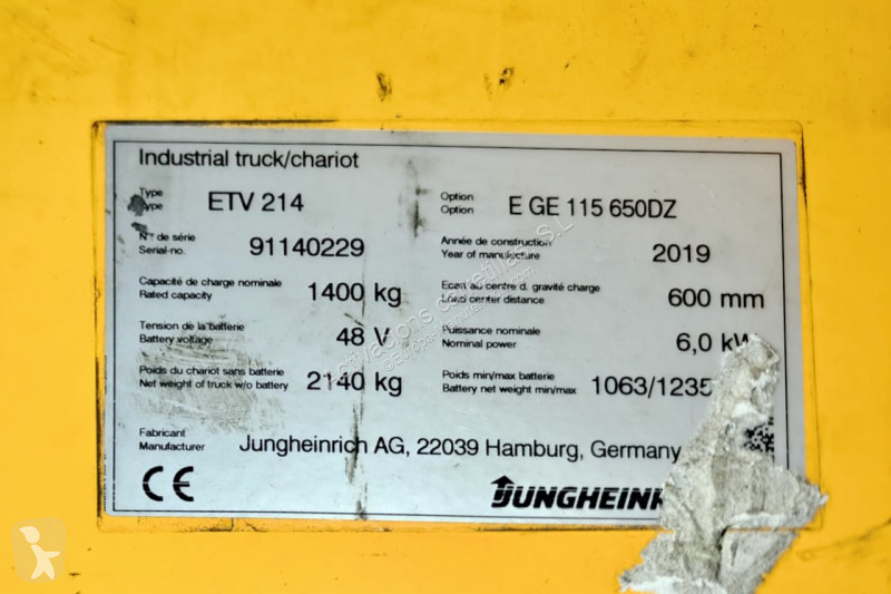 رافعة شوكية مع صاري قابل للسحب Jungheinrich 650 DZ