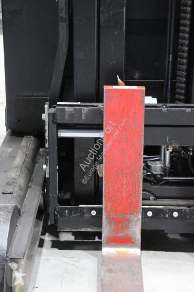 Chariot à mât rétractable Hyster R1.6