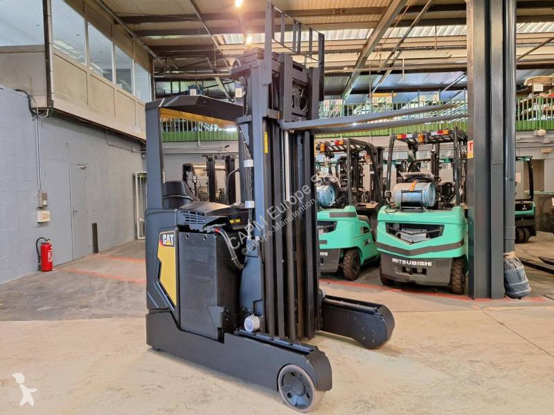 Chariot à mât rétractable Caterpillar  NR20N2H