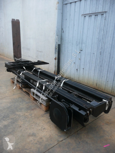 Chariot à mât rétractable Toyota RRE 160