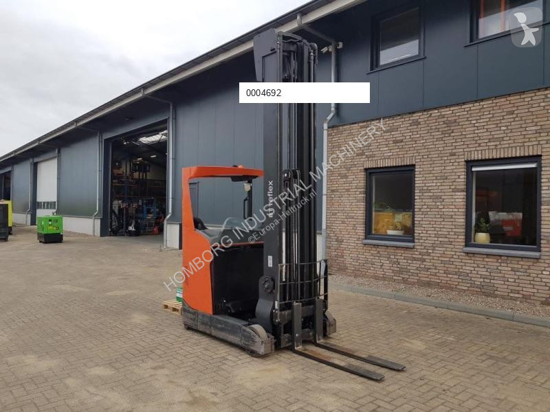 Stivuitor cu catarg retractabil BT RRE180H...