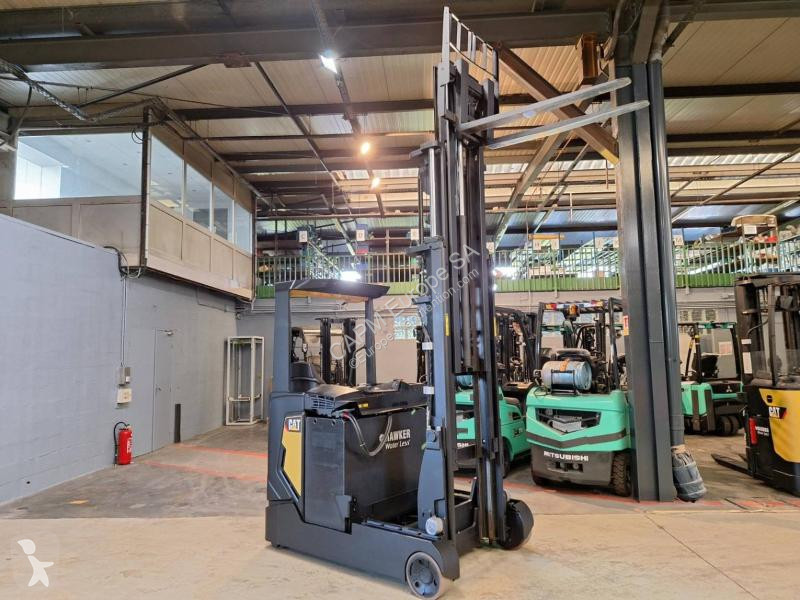 Chariot à mât rétractable Caterpillar  NR20N2H
