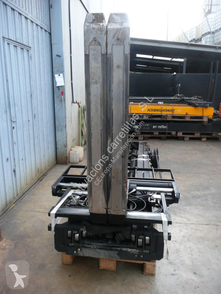 Chariot à mât rétractable Toyota RRE 160