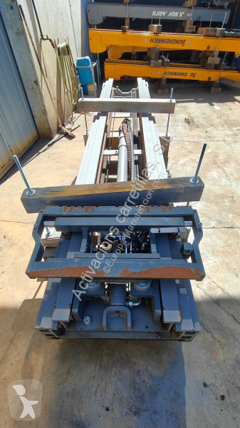 رافعة شوكية مع صاري قابل للسحب Jungheinrich 941 DZ
