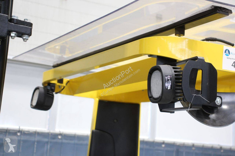 Chariot à mât rétractable Hyster R1.6