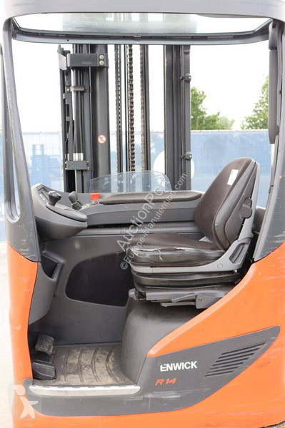 Carretilla retráctil  R14-01