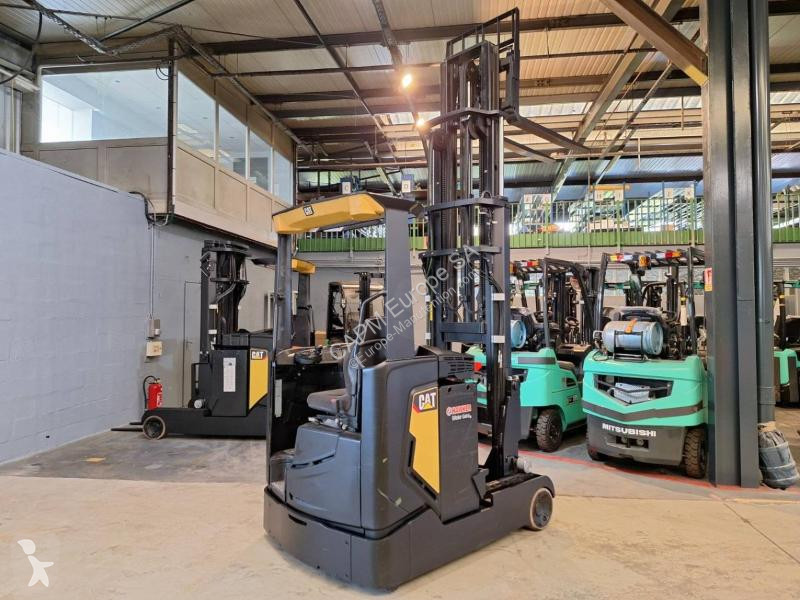 Chariot à mât rétractable Caterpillar  NR16N2