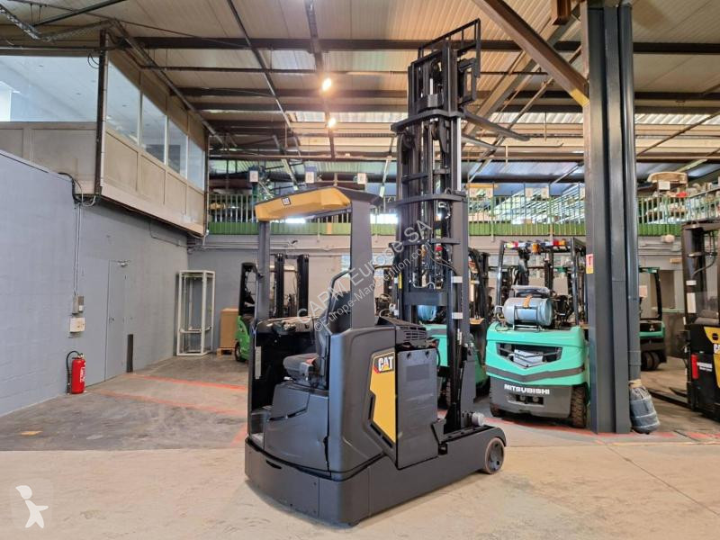 Chariot à mât rétractable Caterpillar  NR20N2H
