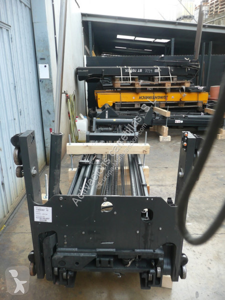 Chariot à mât rétractable Linde R16-01