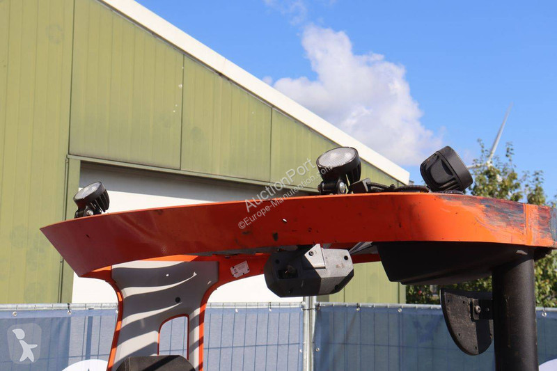 Stivuitor cu catarg retractabil Toyota