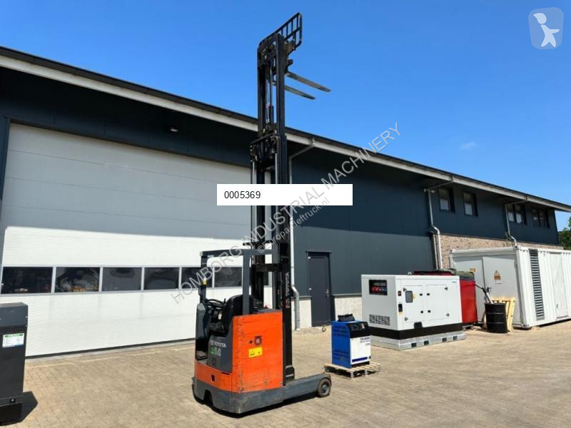 Carrelli retrattili Toyota 6FBRE14 Triplex 1.4...