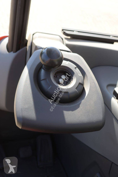 Stivuitor cu catarg retractabil Toyota