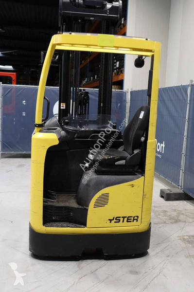 Chariot à mât rétractable Hyster R2.0
