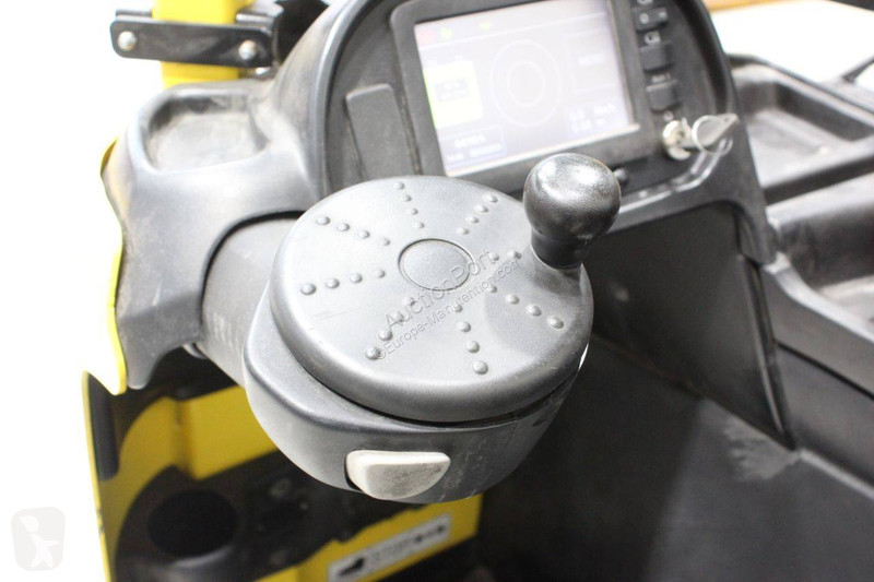 Chariot à mât rétractable Hyster R1.6