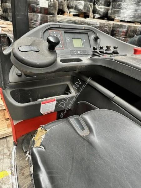 Chariot à mât rétractable Linde R14-01
