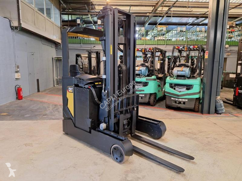 Chariot à mât rétractable Caterpillar NR20N2H
