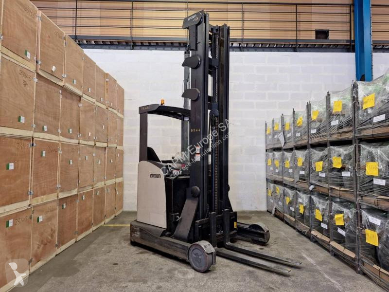 Chariot à mât rétractable Crown ESR 5260